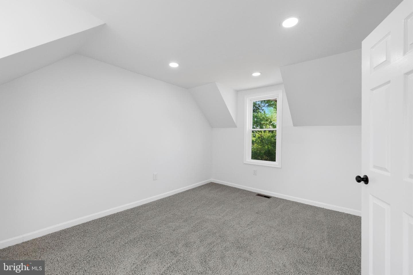 7529 Baltimore Annapolis Boulevard photo 31