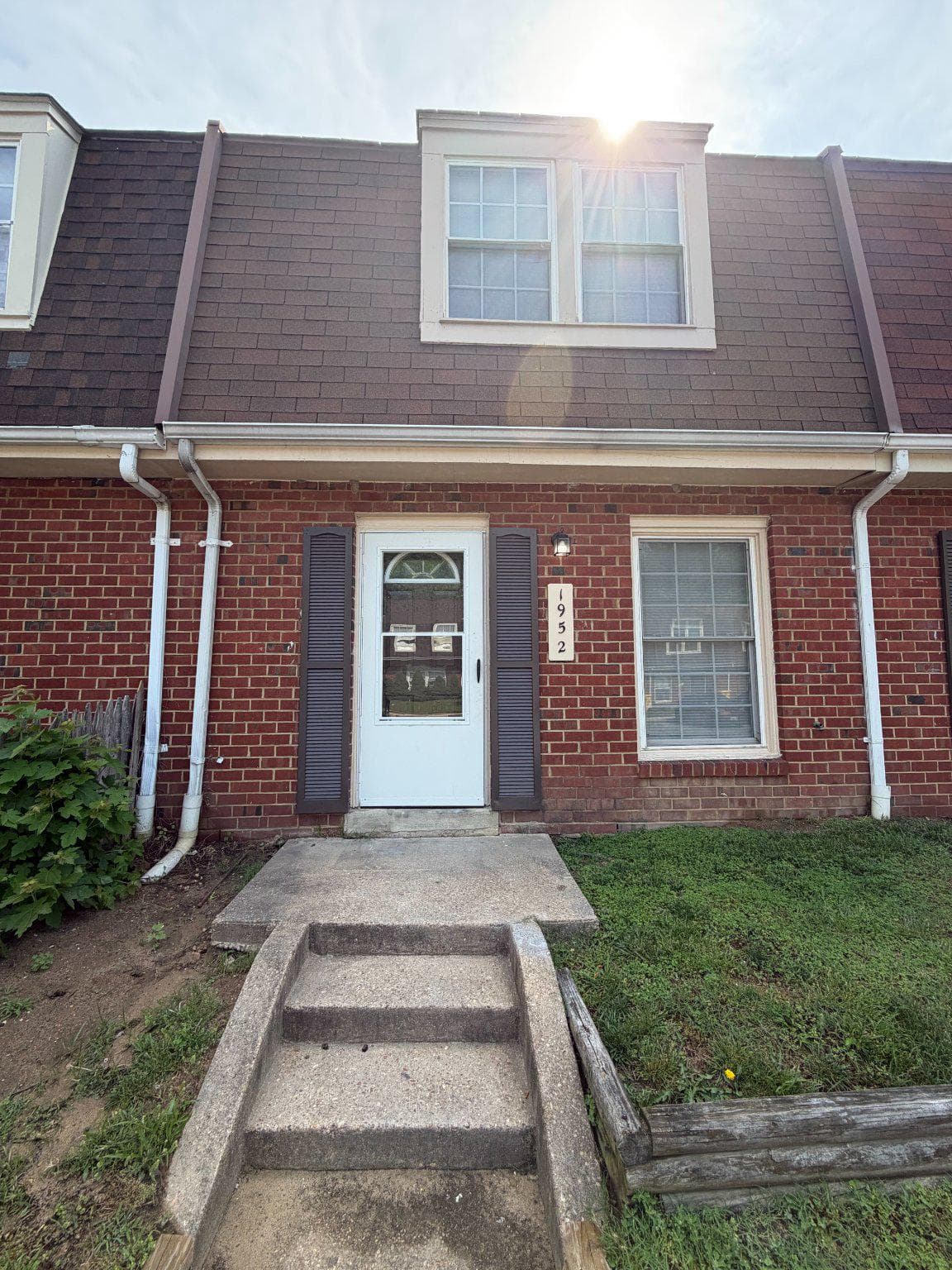 1952 Arwell Court, Severn