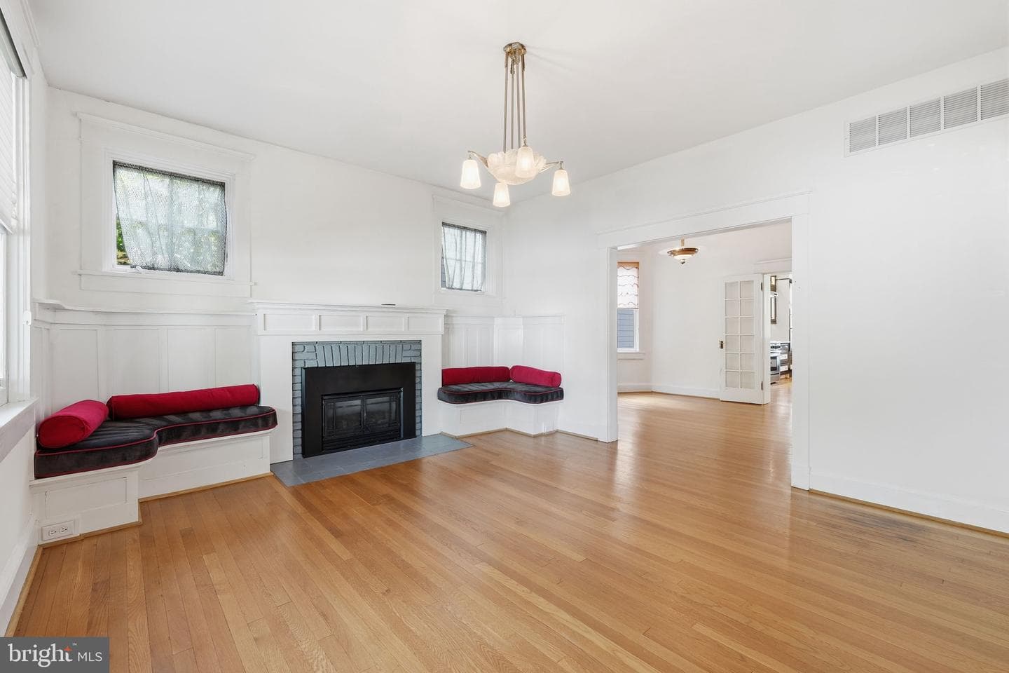 137 Monticello Avenue photo 4