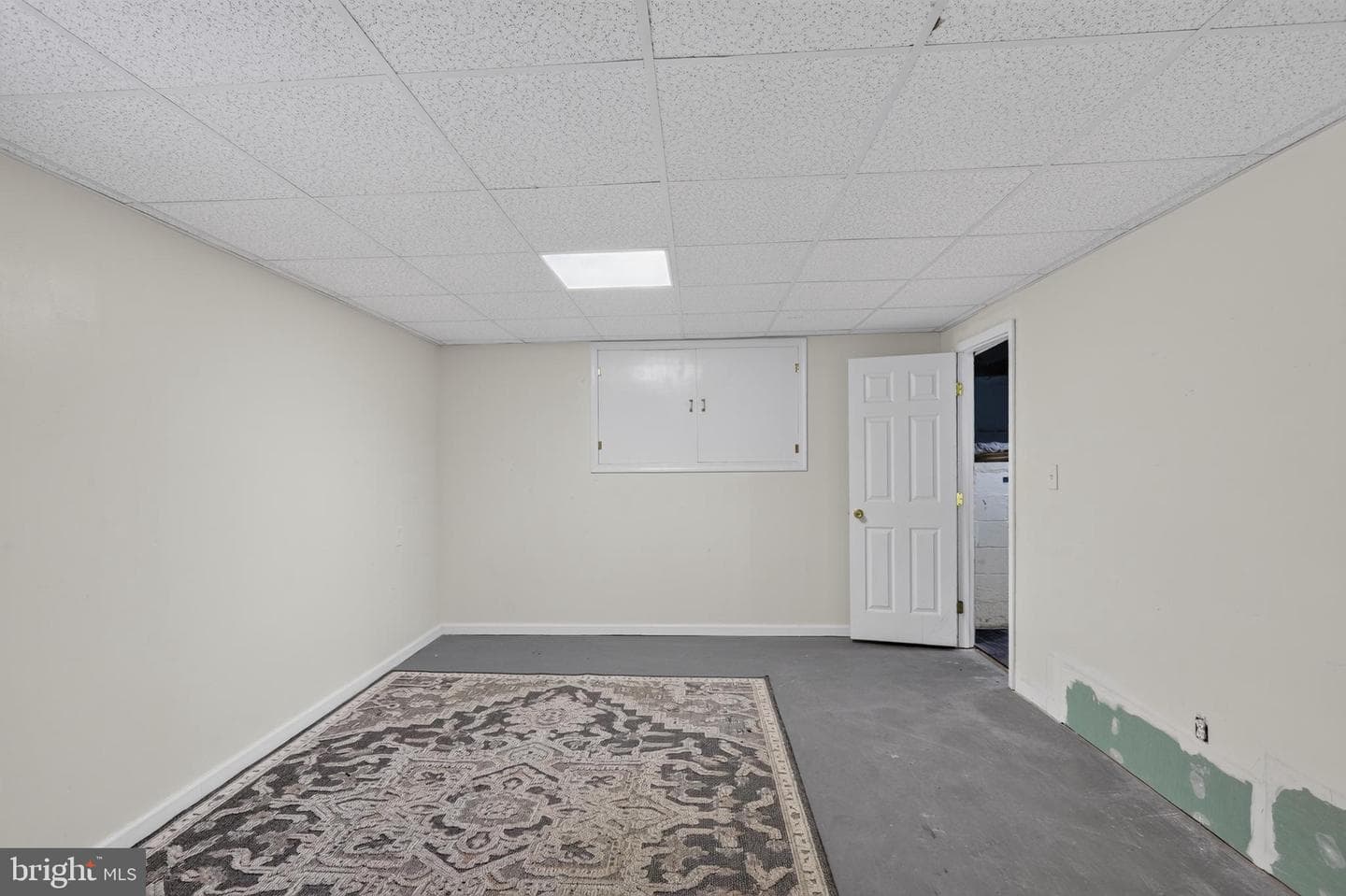 788 Paul Birch Drive photo 32