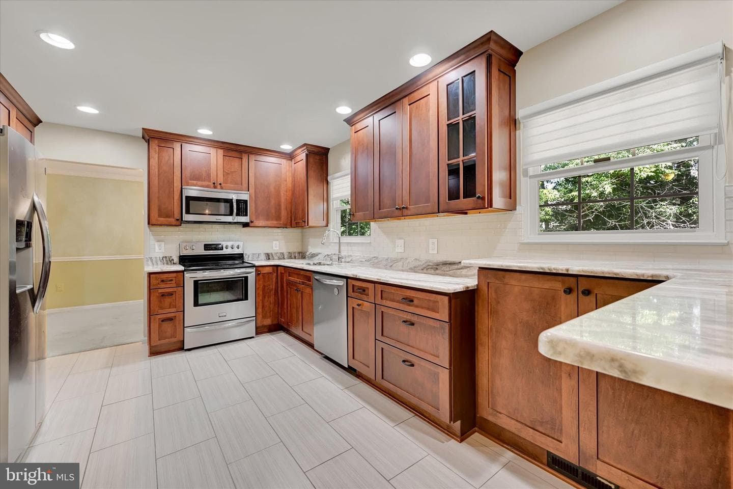268 Shakespeare Drive photo 22