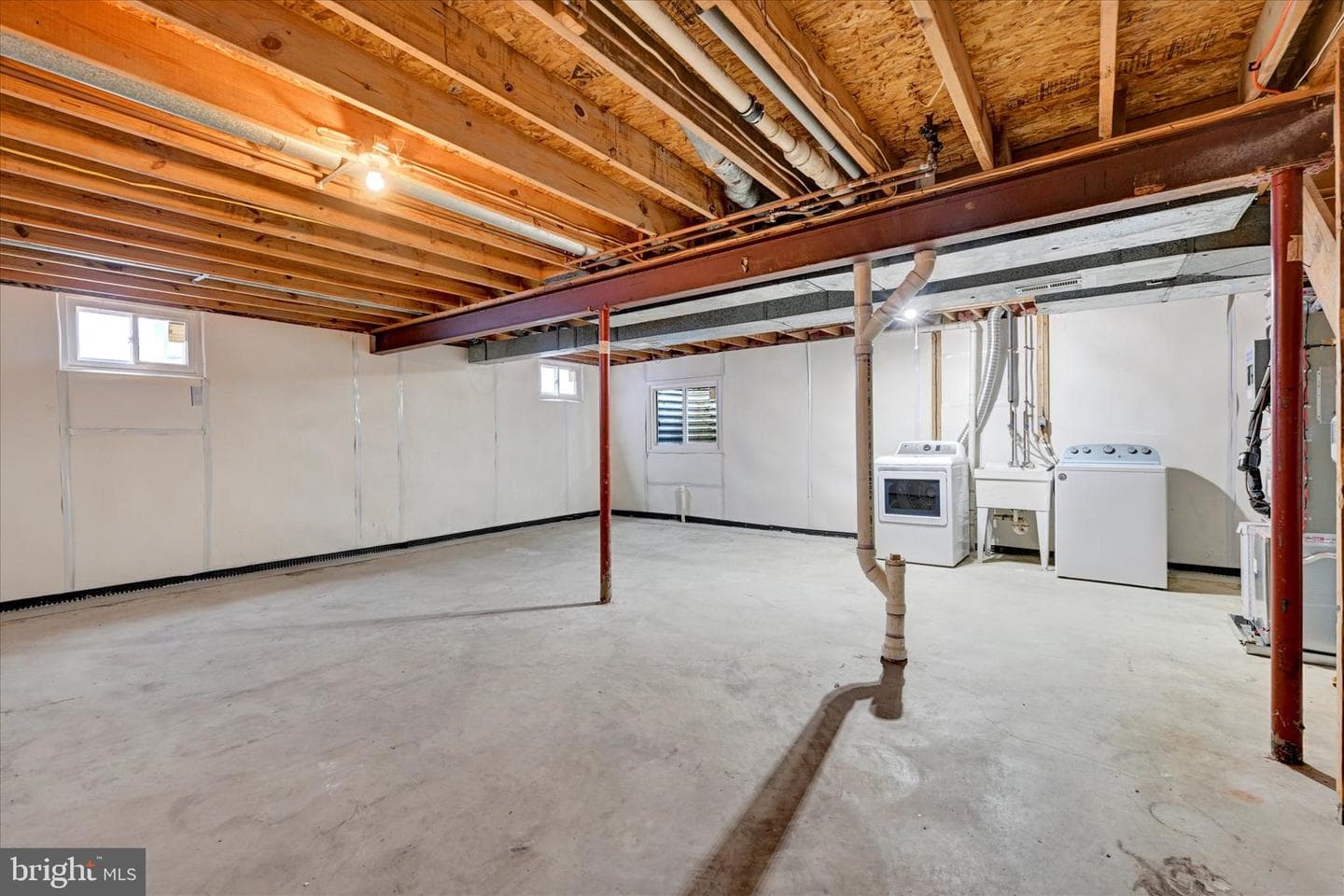 268 Shakespeare Drive photo 51