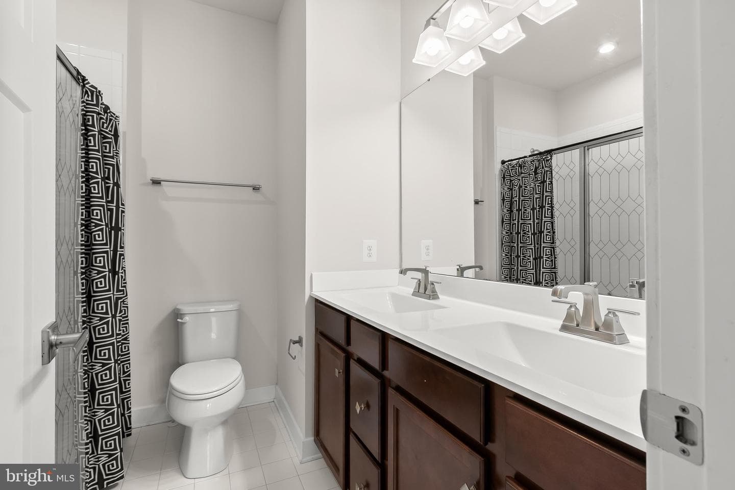 8108 Dewey Place photo 21
