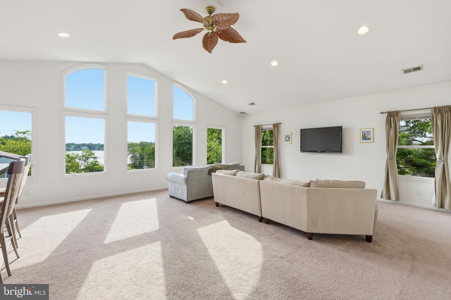 8418 Geneva Rd, Pasadena