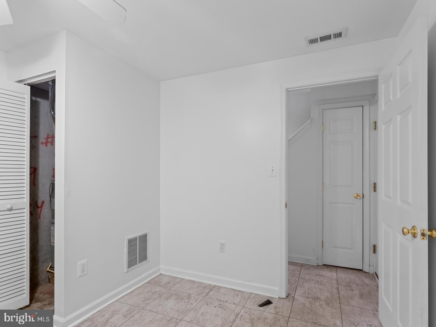 6609 Fable Court photo 28