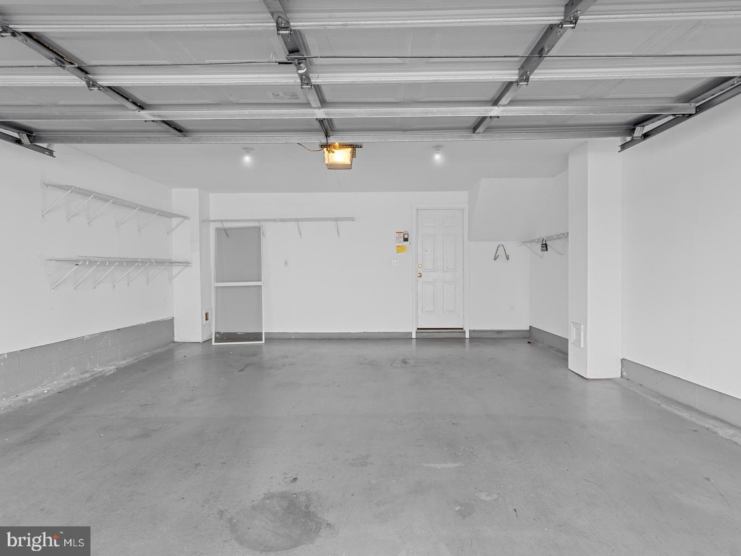 6609 Fable Court photo 32