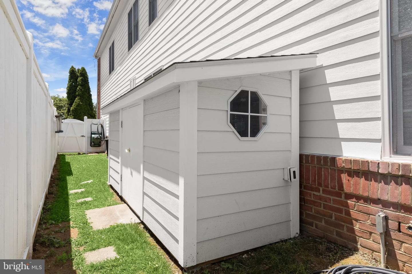 704 Brannock Terrace photo 71
