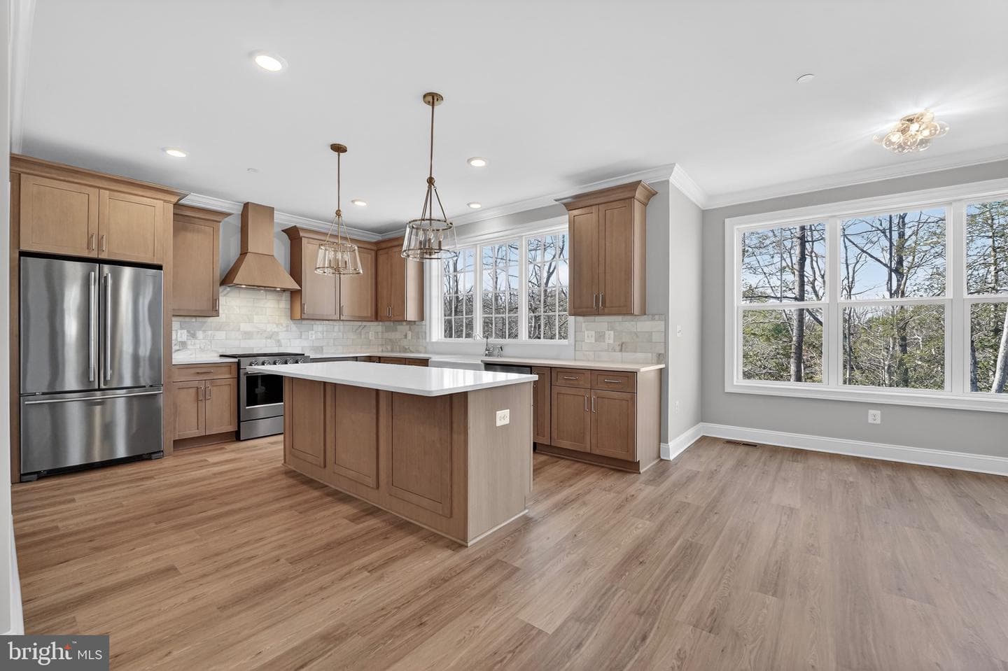 610 Echo Cove Drive photo 5