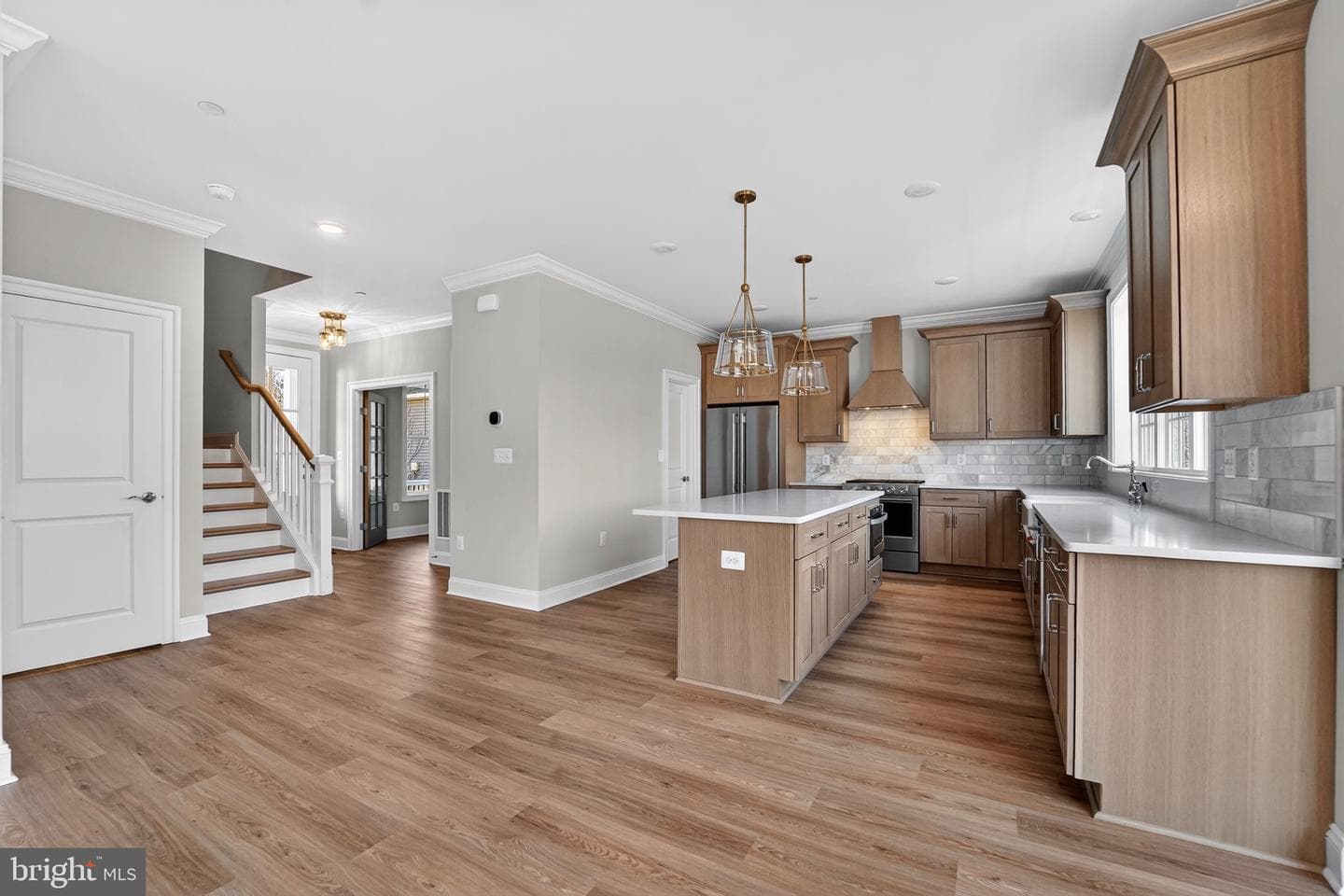 610 Echo Cove Drive photo 8