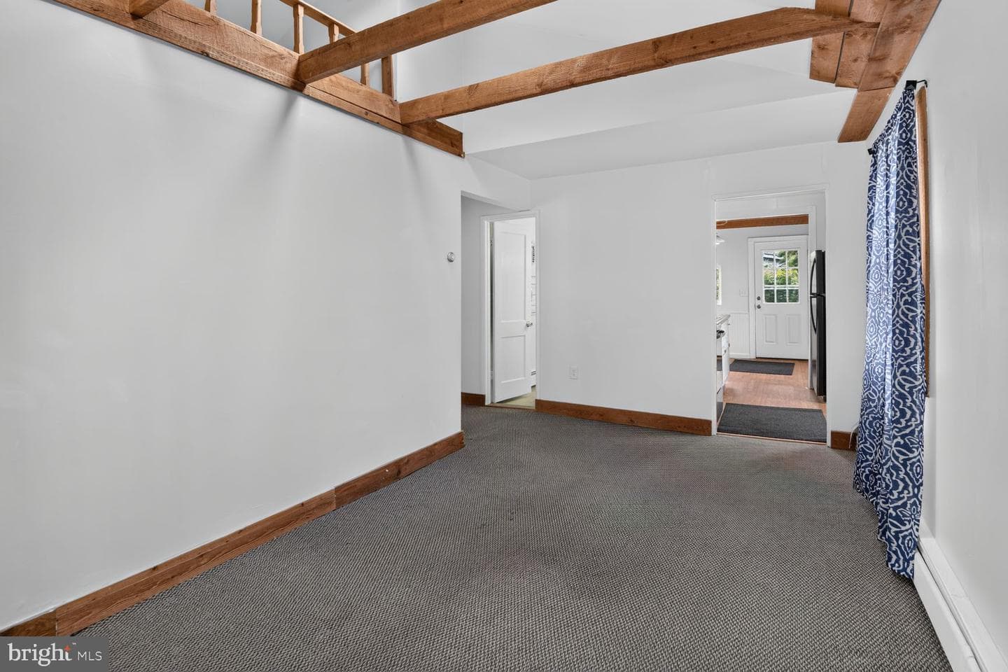 303 Holly Road photo 11