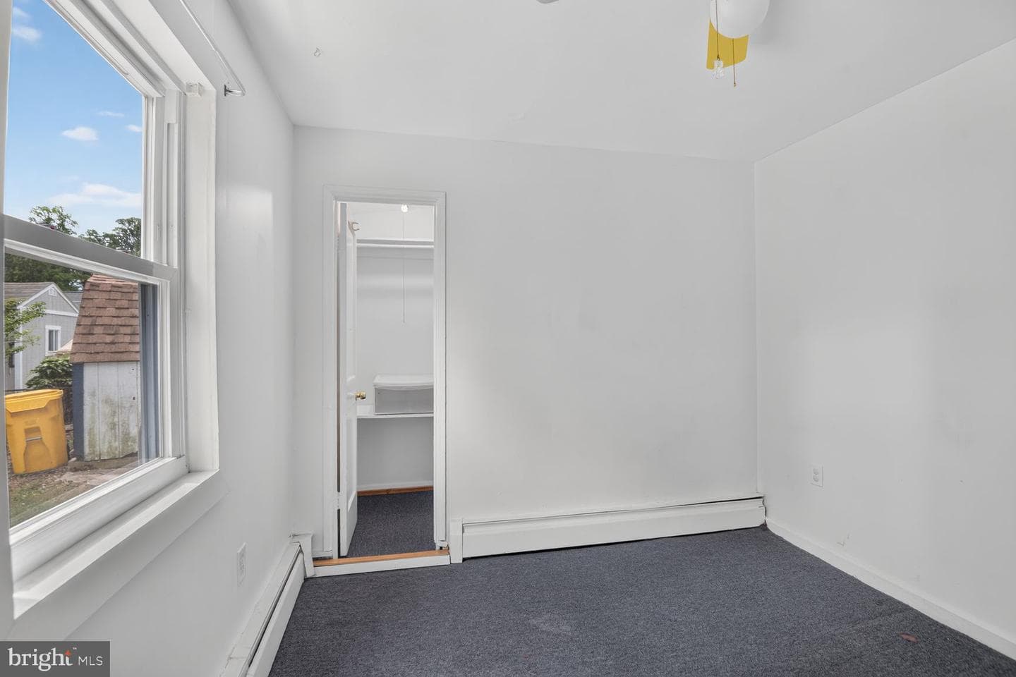 303 Holly Road photo 16