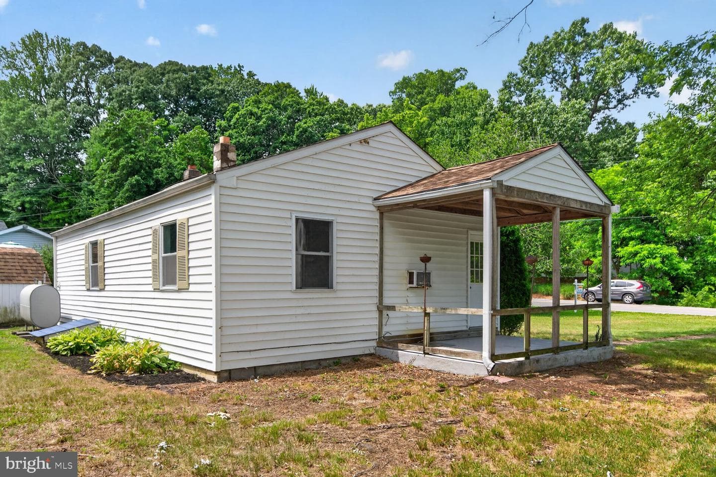 303 Holly Road photo 22