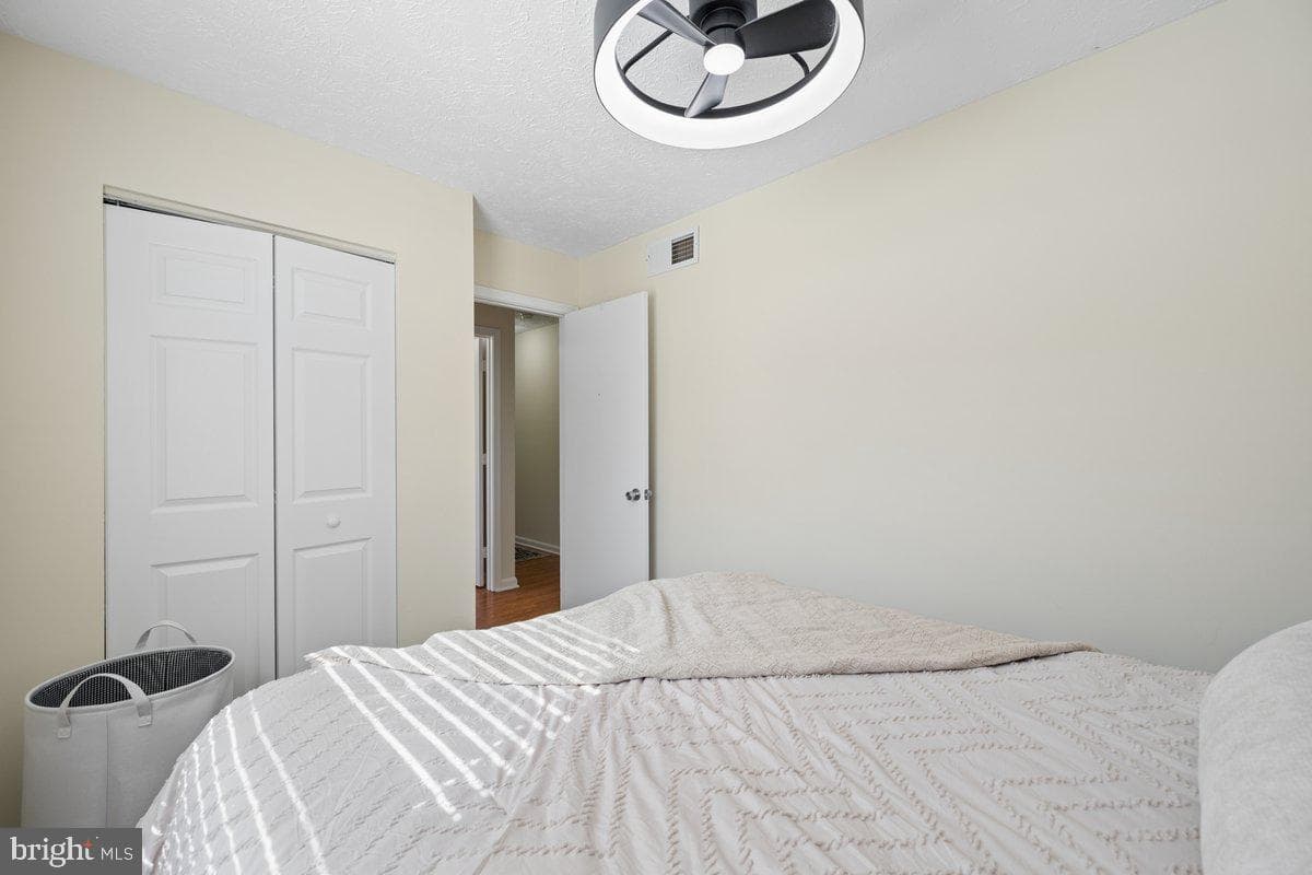 304 Washington Boulevard photo 15