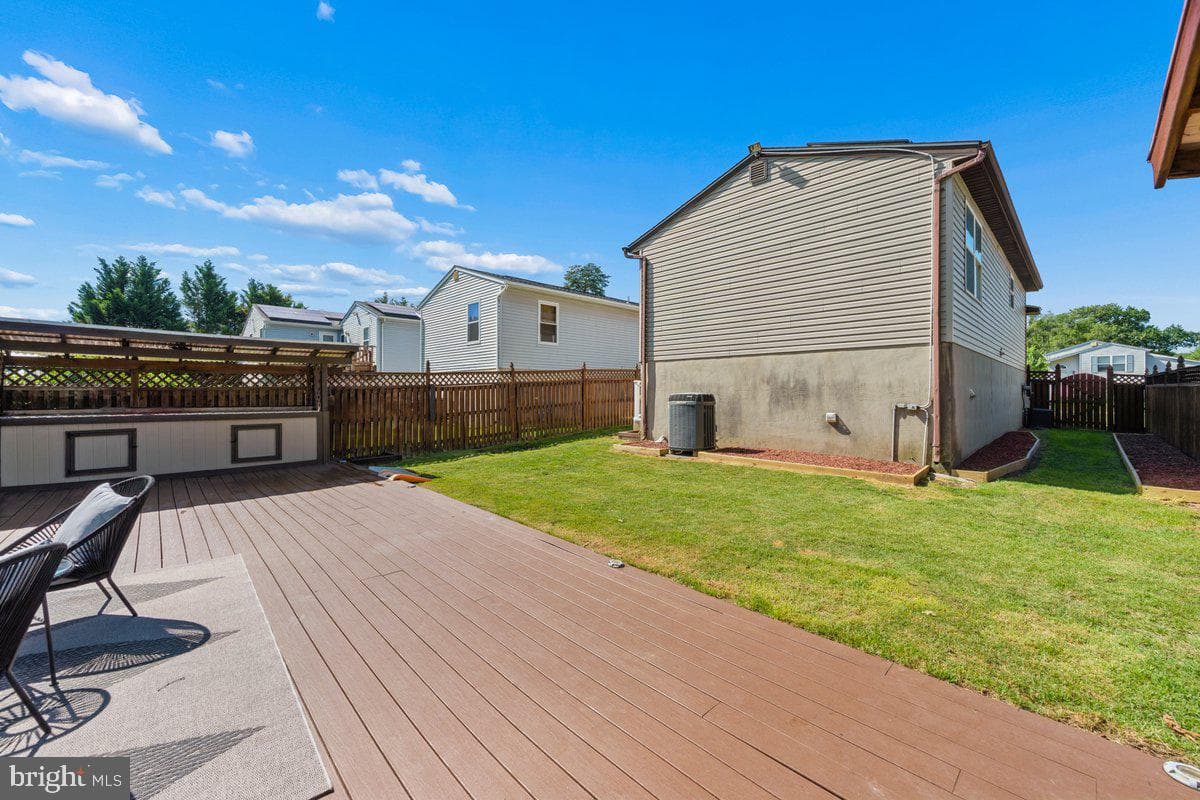 304 Washington Boulevard photo 25