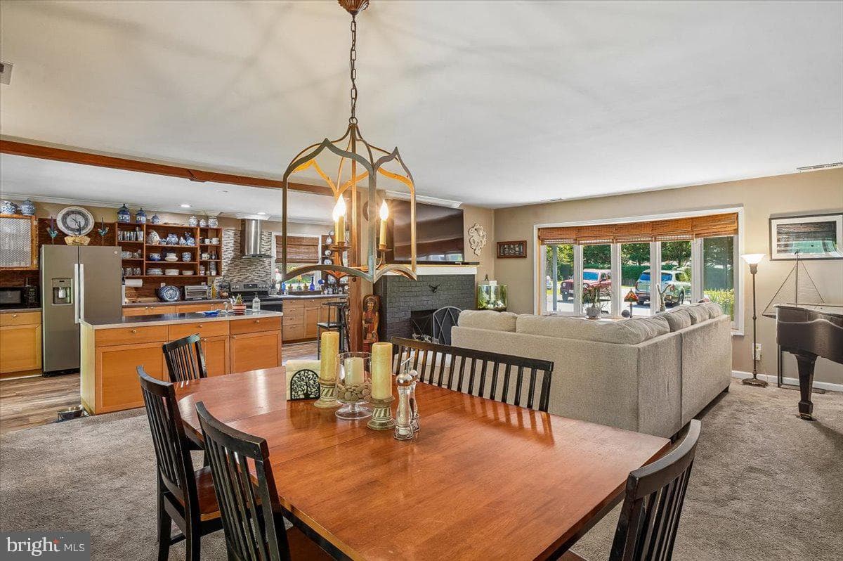 278 Hillsmere Drive photo 11