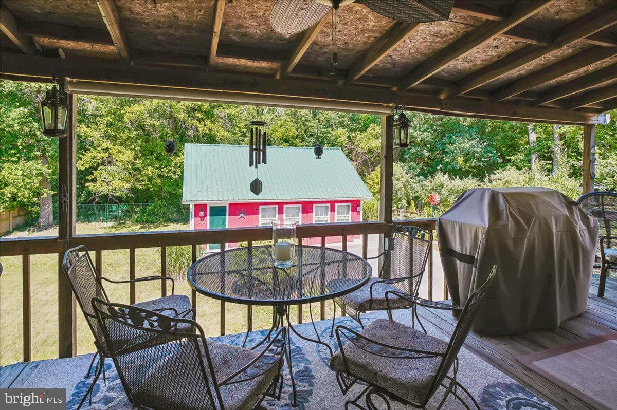 278 Hillsmere Drive photo 31
