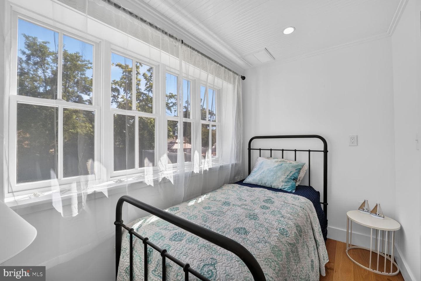 626 Irvin Avenue photo 24