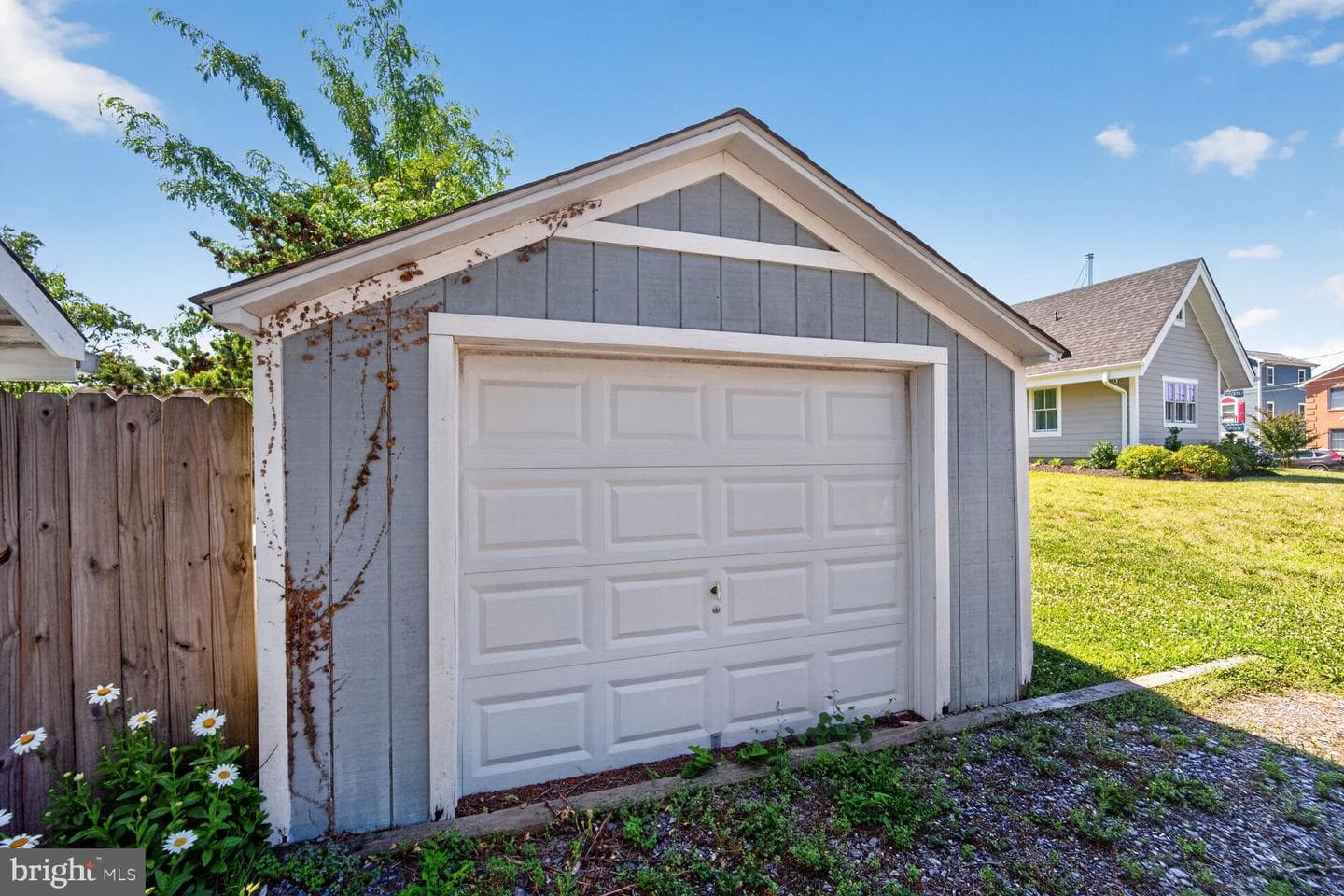 626 Irvin Avenue photo 33
