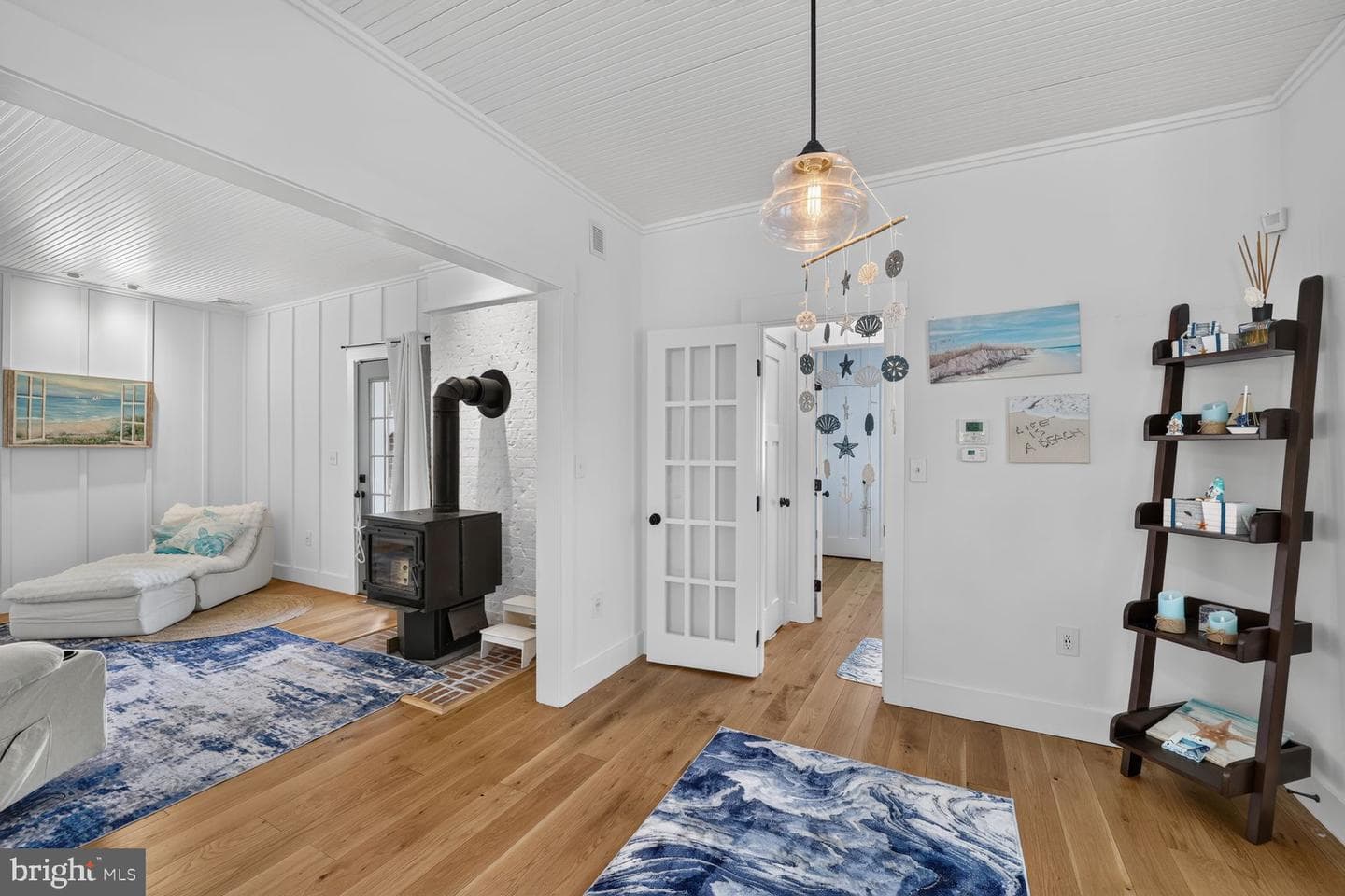 626 Irvin Avenue photo 9