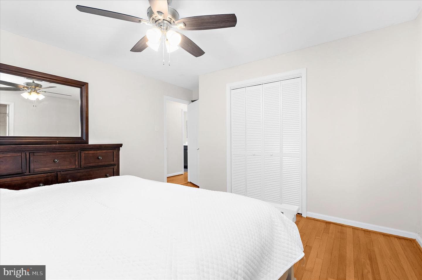 949 Oakdale Circle photo 15