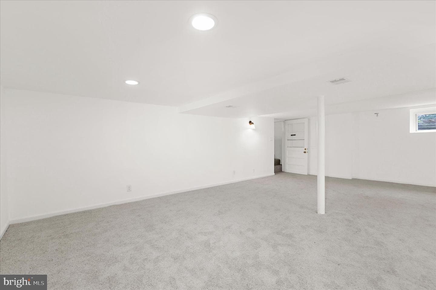 949 Oakdale Circle photo 35