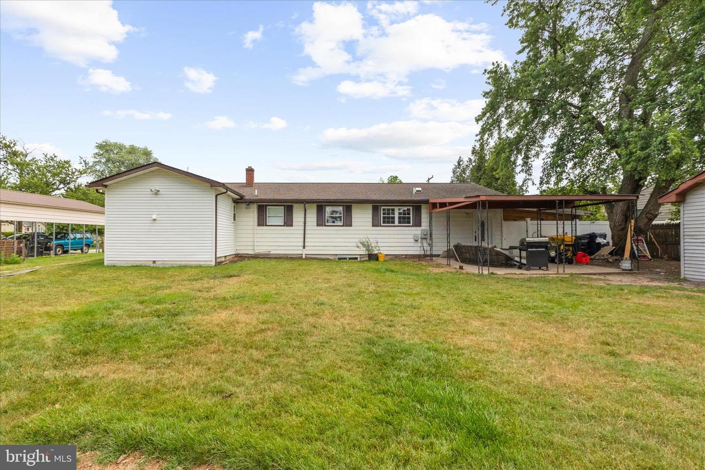 949 Oakdale Circle photo 48