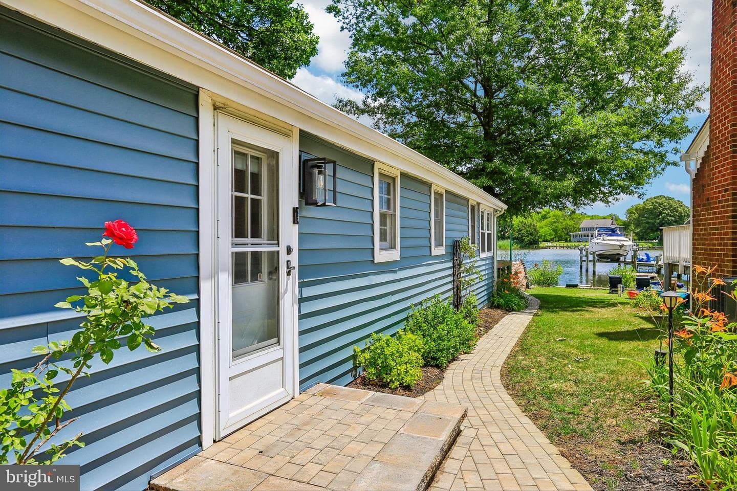 275 Gibson Road photo 28