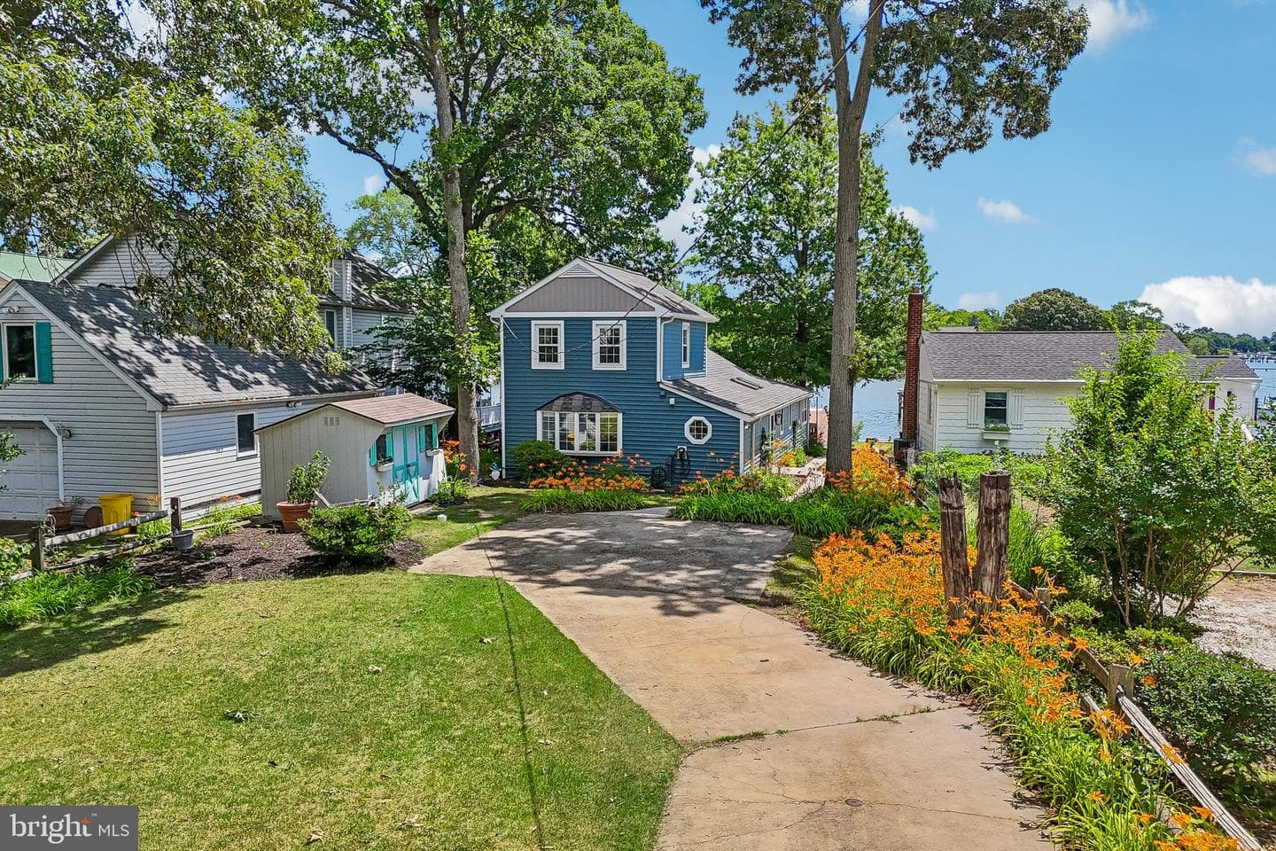 275 Gibson Road photo 37