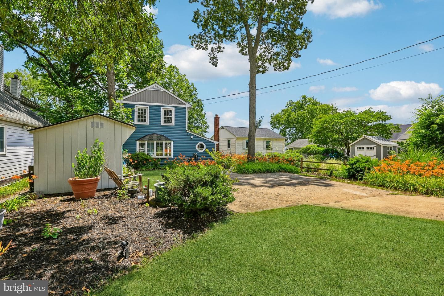 275 Gibson Road photo 52