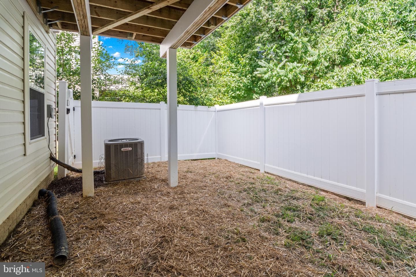 7539 Ivybrook Lane photo 30