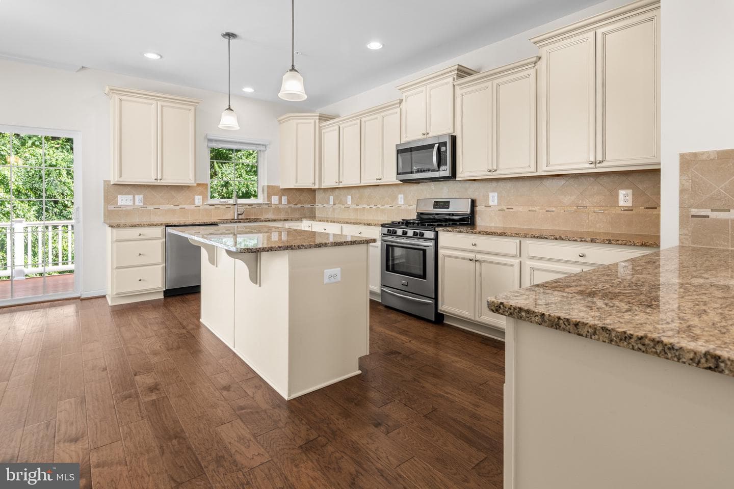 7539 Ivybrook Lane photo 8