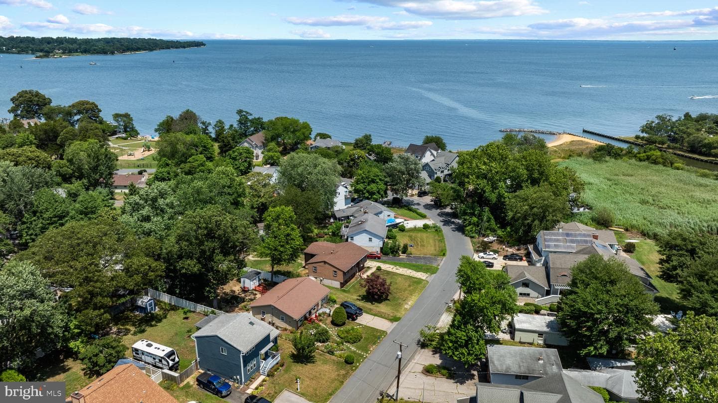 1247 River Bay Road photo 3