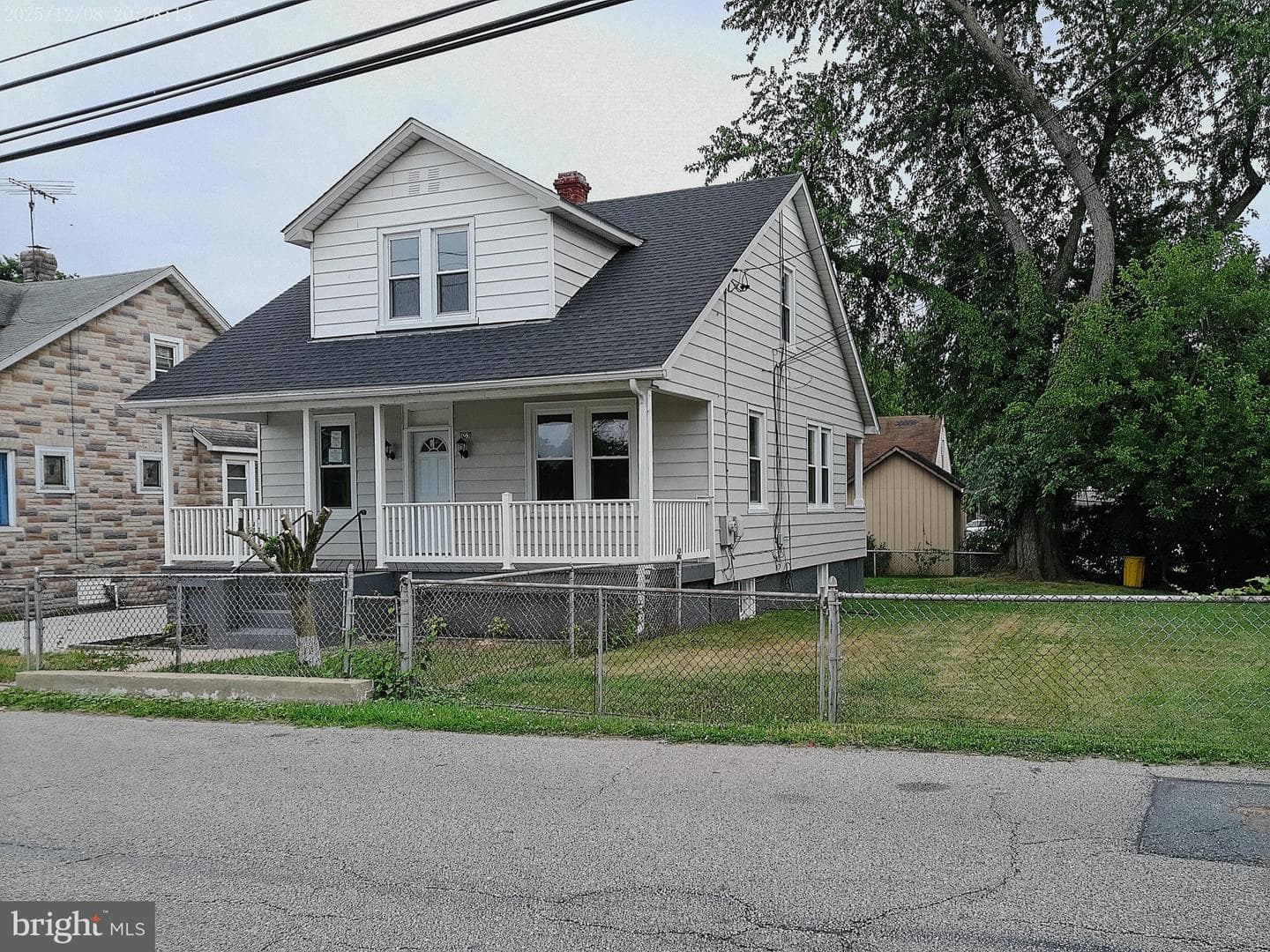 5226 6th Street photo 3