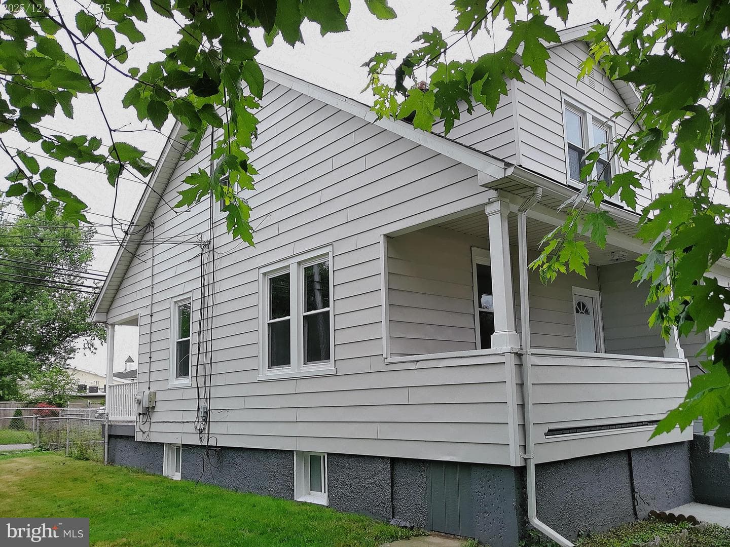 5226 6th Street photo 6