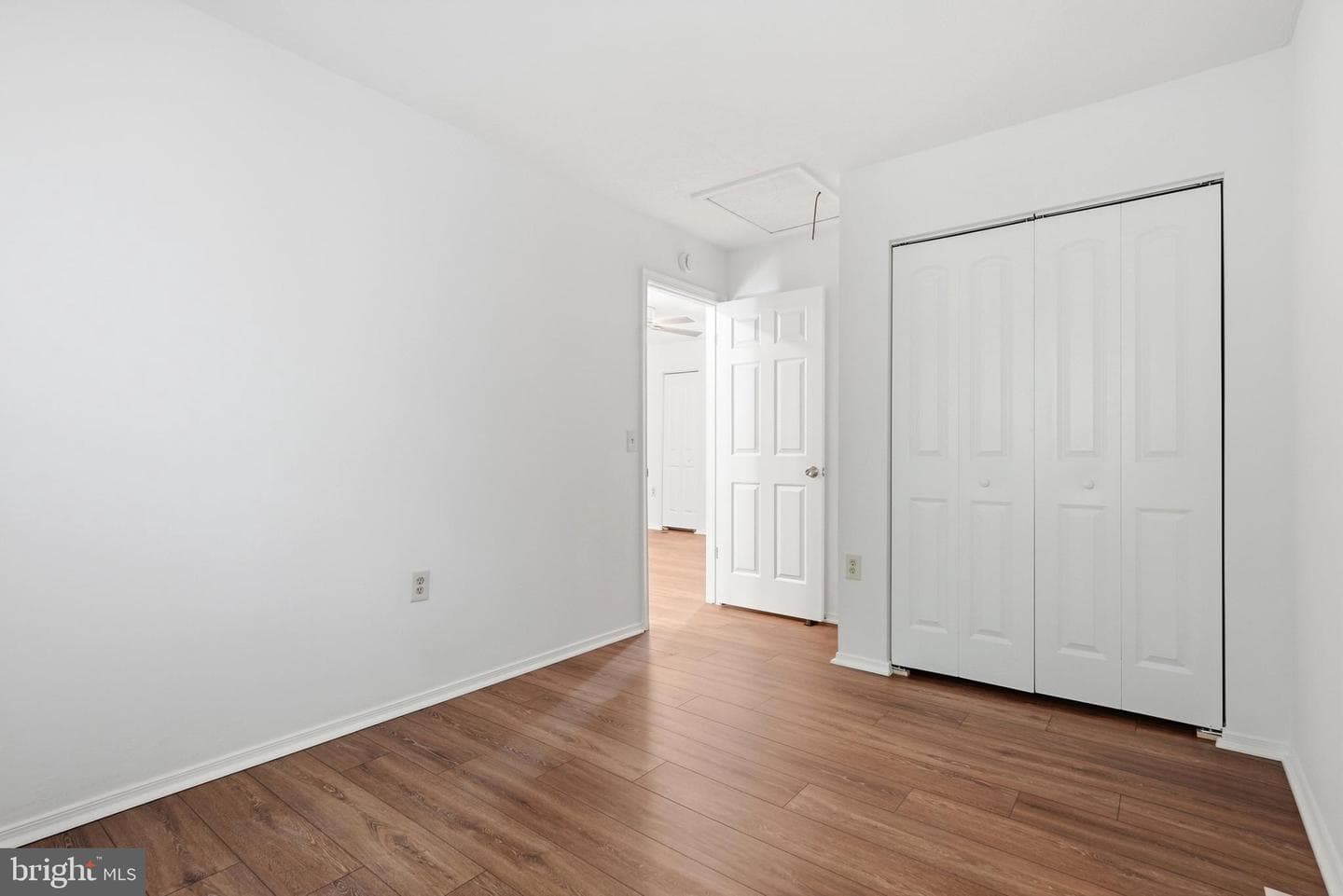 504 Greenblades Court photo 19