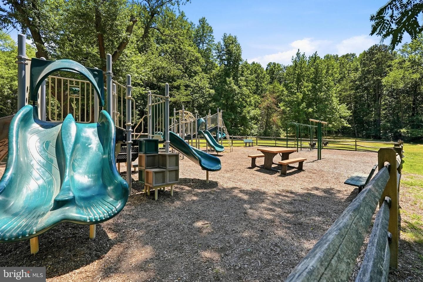 504 Greenblades Court photo 39