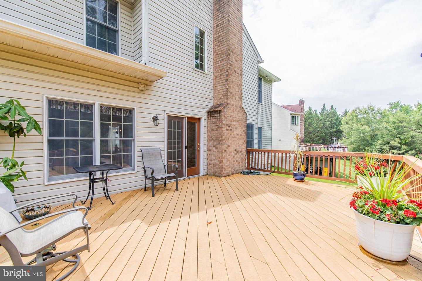 734 Thornwood Drive photo 41