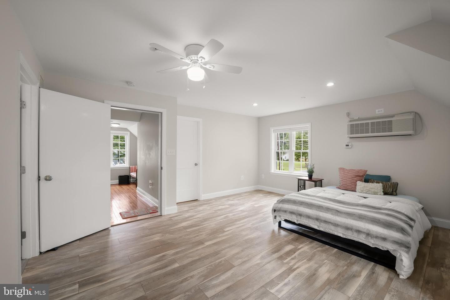 5222 Spring Avenue photo 28