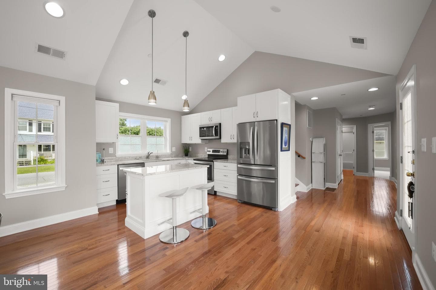 5222 Spring Avenue photo 8