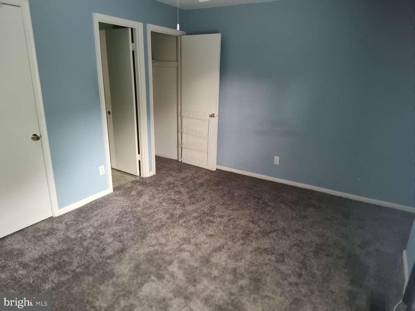 624 Newbridge Court photo 7
