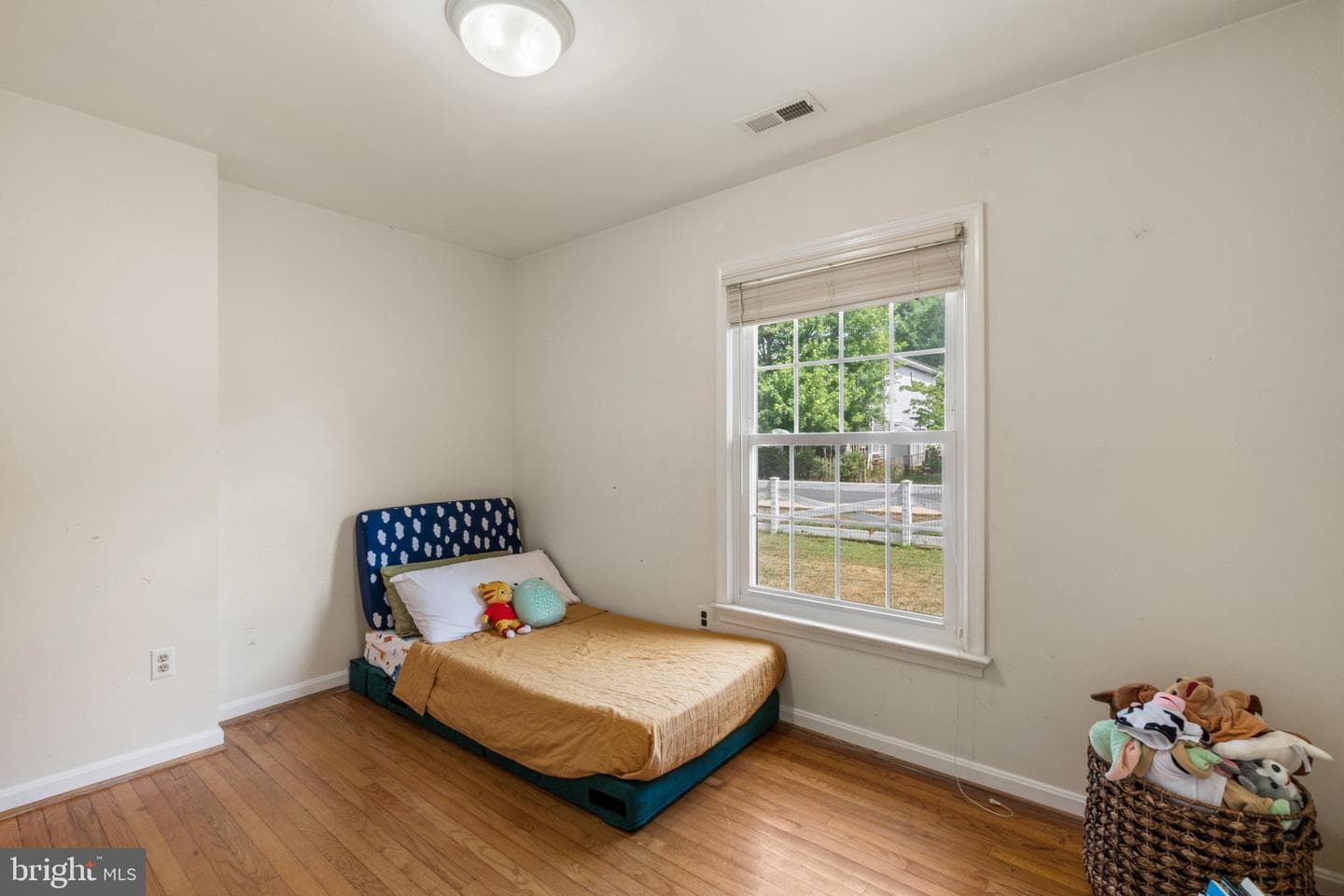 117 Oakwood Road photo 71