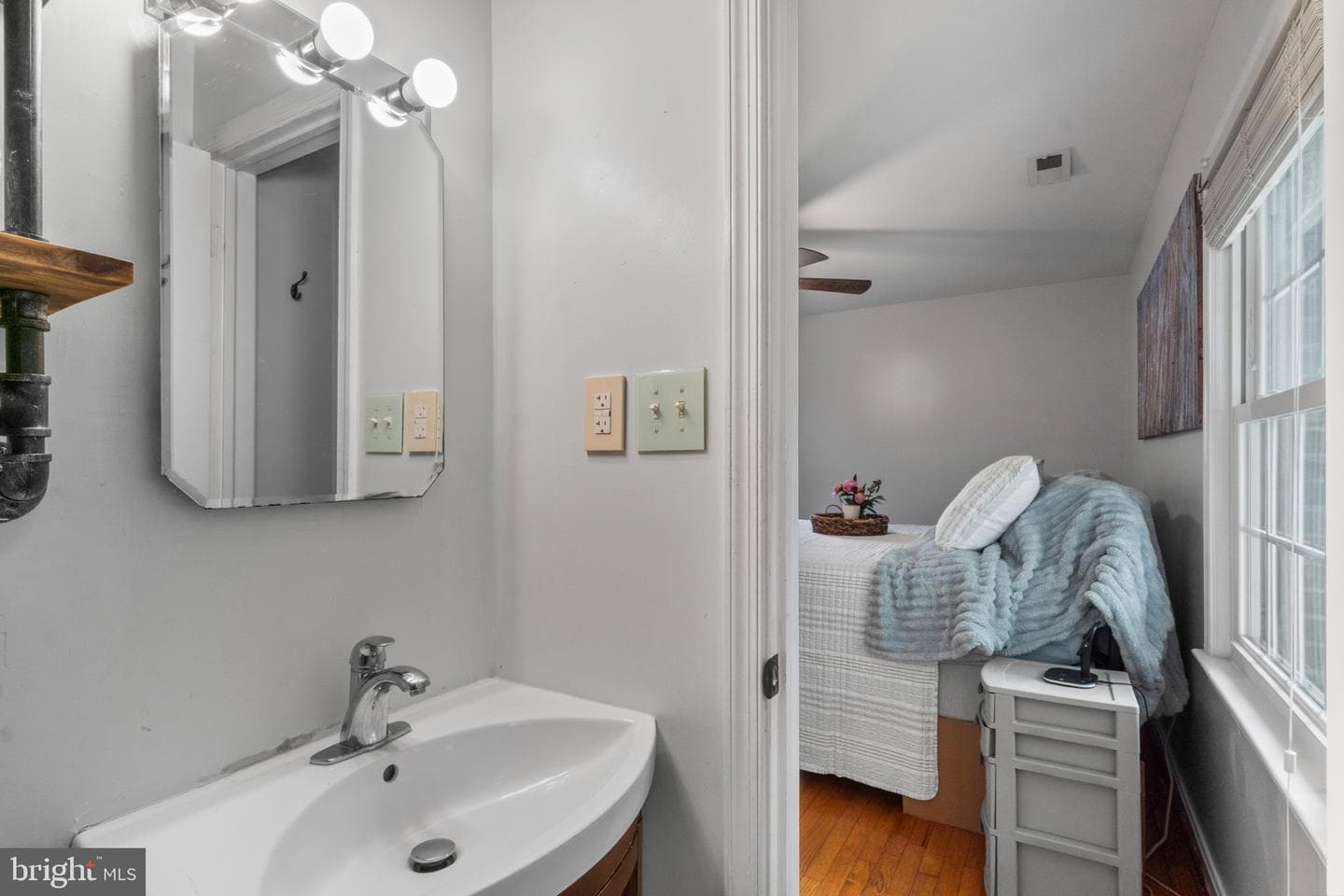 117 Oakwood Road photo 75