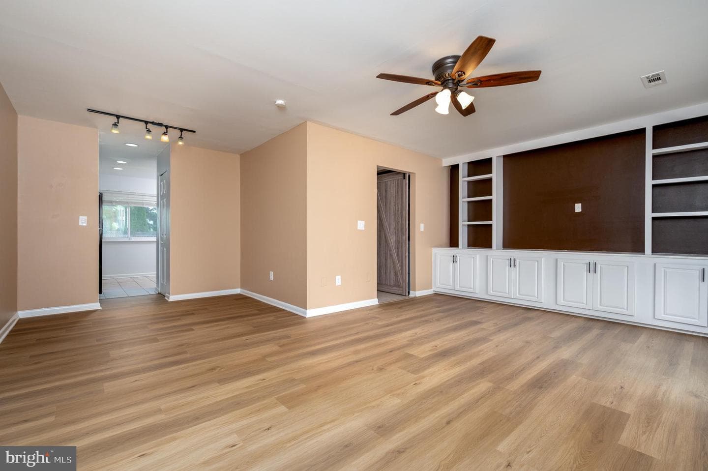 1008 Cedar Ridge Court photo 13
