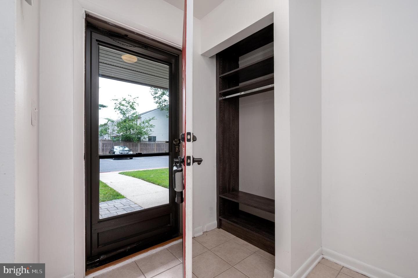 1008 Cedar Ridge Court photo 4