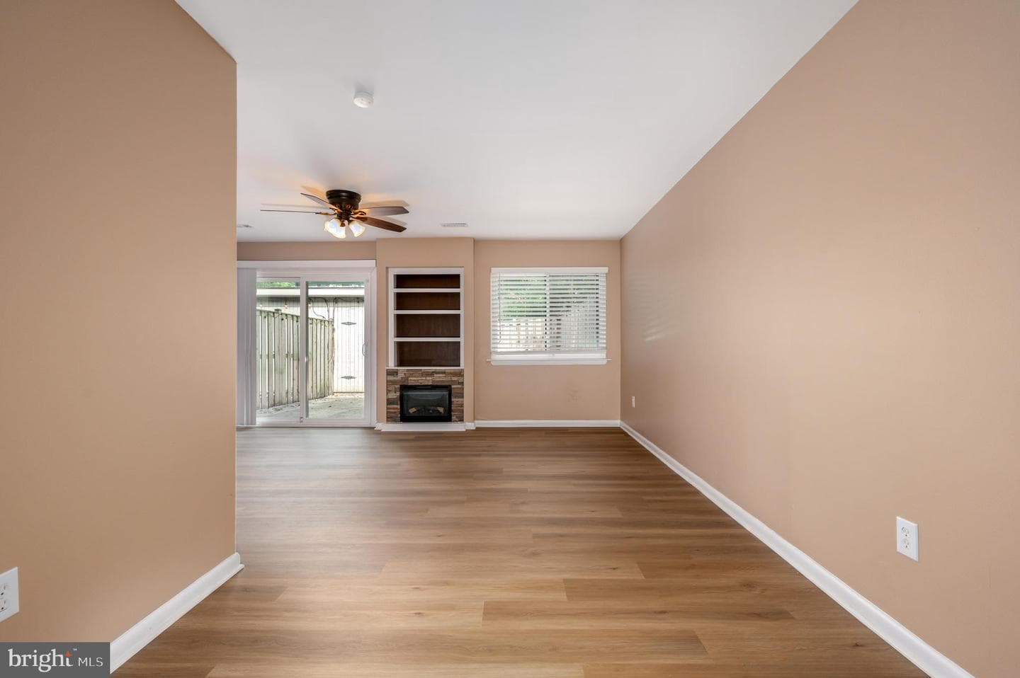 1008 Cedar Ridge Court photo 9