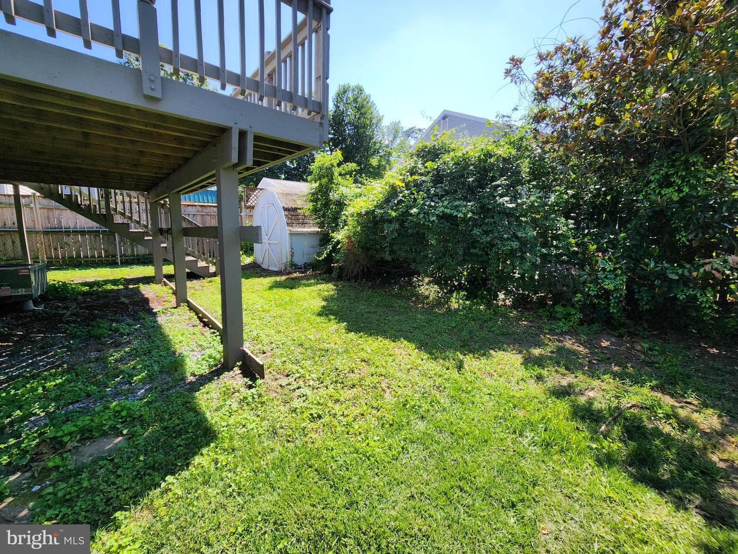 560 Elizabeth Lane photo 26