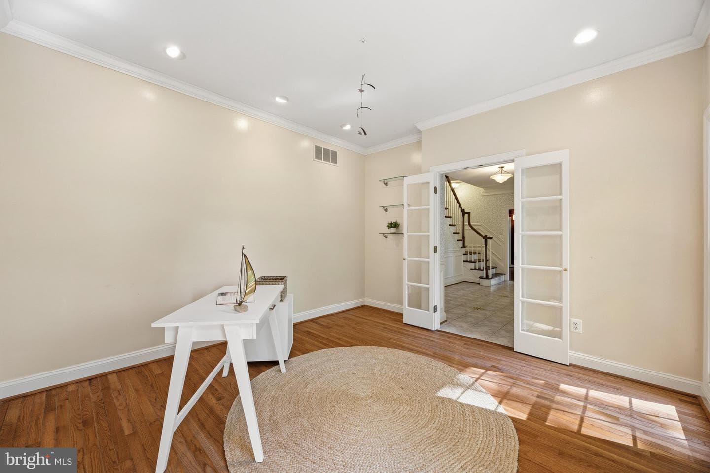 1135 Goldfinch Lane photo 30