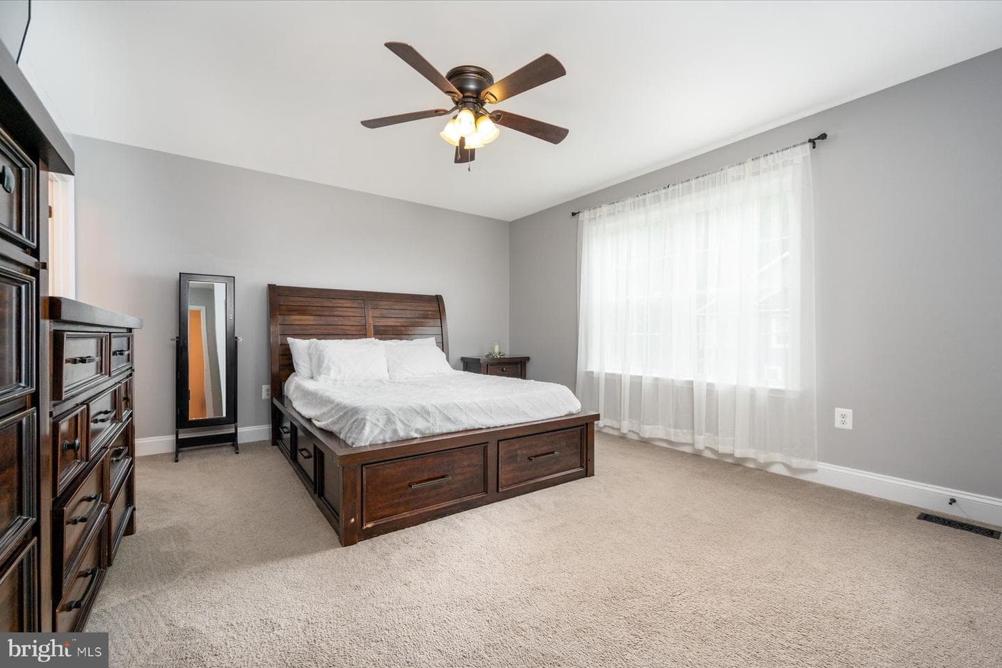 4909 Olive Street photo 16