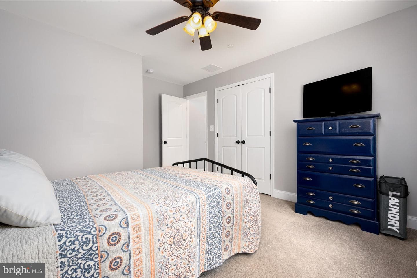 4909 Olive Street photo 22