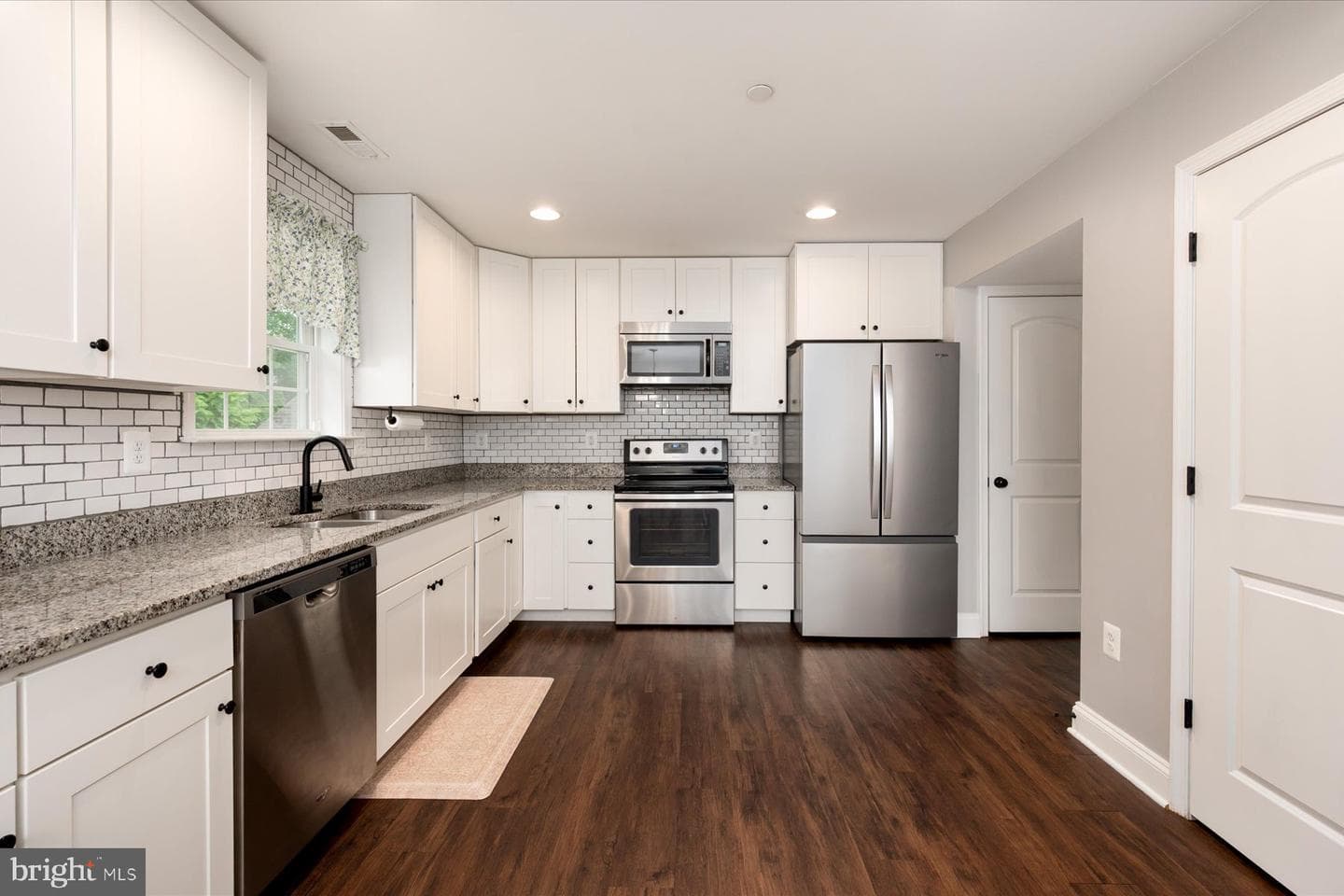 4909 Olive Street photo 3
